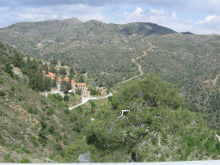 Вид на монастырь Панагии Махера.